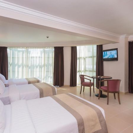 Champa Central Hotel Malé Buitenkant foto